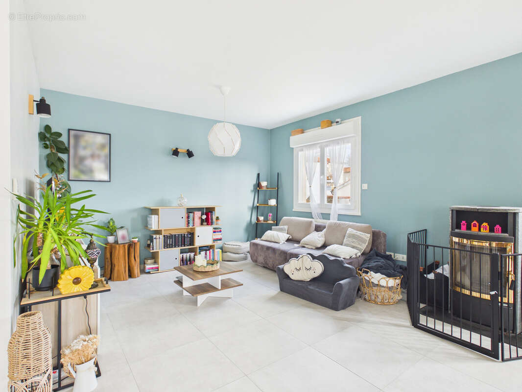 Maison à CUSSAC-SUR-LOIRE