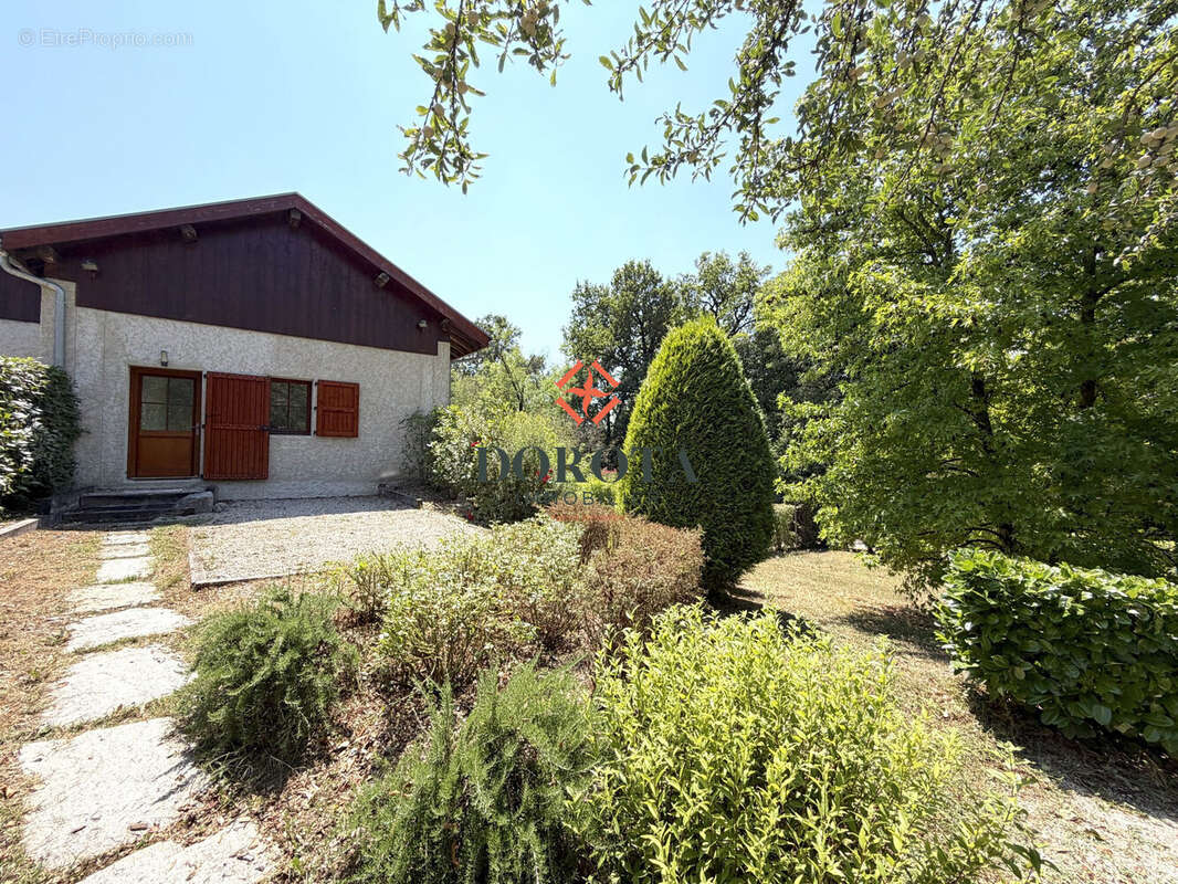 Appartement 60 m² à Saint-Ismier  - photo 3