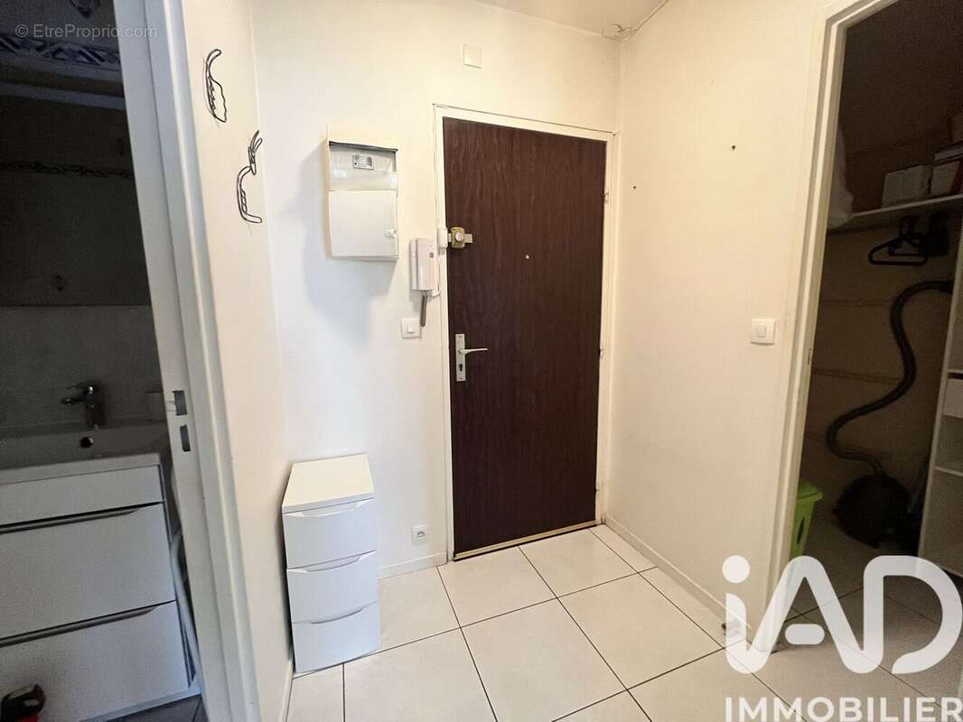 Photo 2 - Appartement à LES CLAYES-SOUS-BOIS
