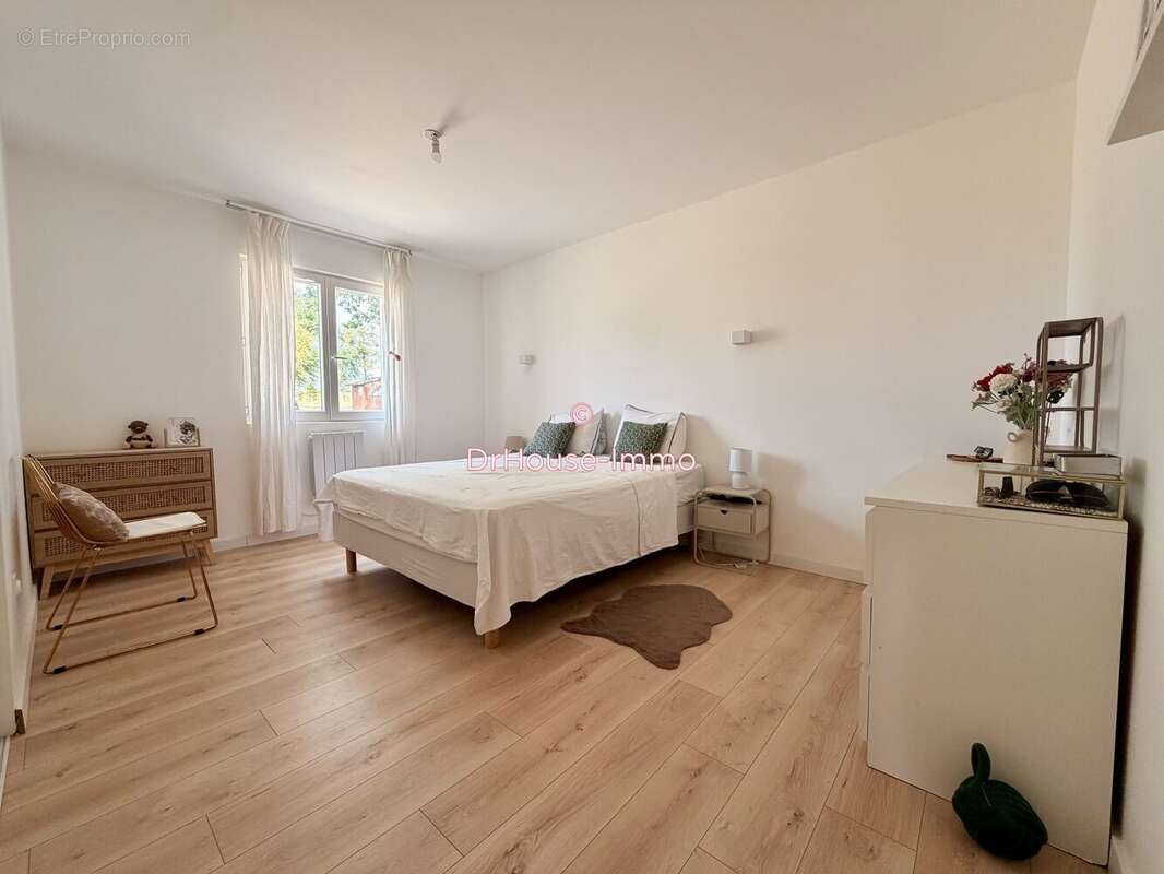 Maison 124 m² à Terrasson-Lavilledieu  - photo 8