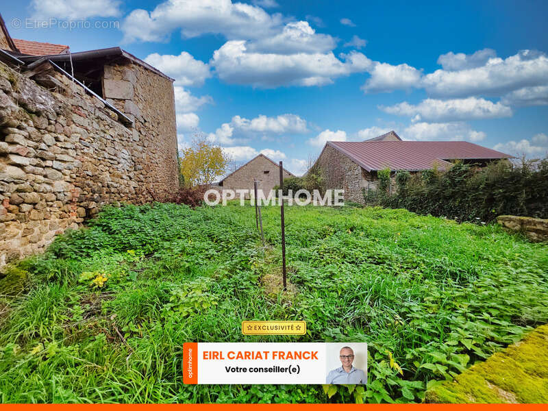 Maison à LE GRAND-BOURG