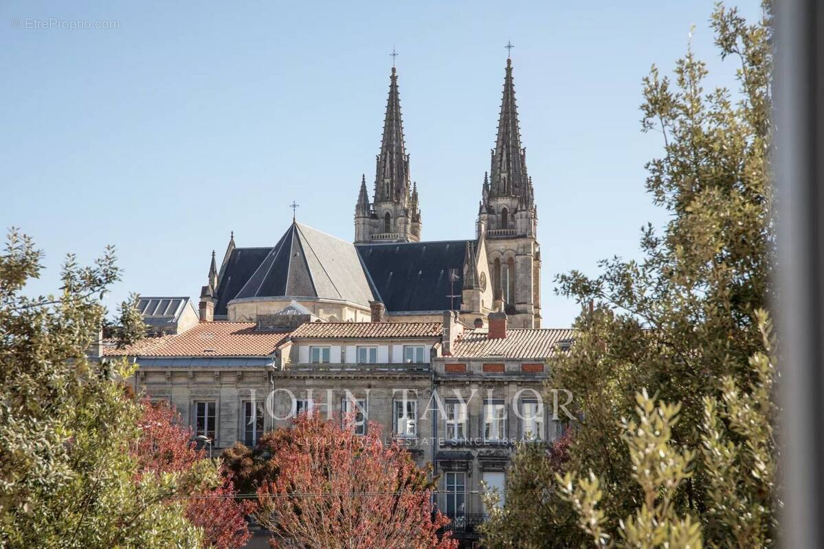 Appartement à BORDEAUX