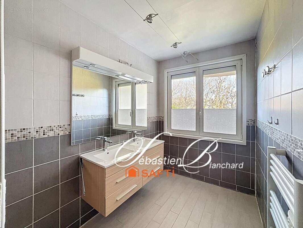 Photo 7 - Maison à CULOZ