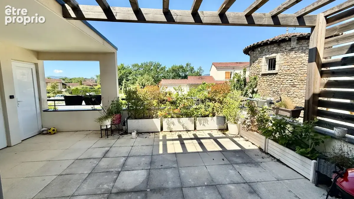 Photo Appartement à Brindas au prix de 410 000€