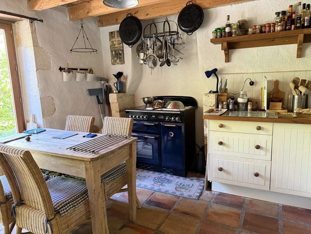 Belle maison de 3 chambres avec piscine commune - photo 4