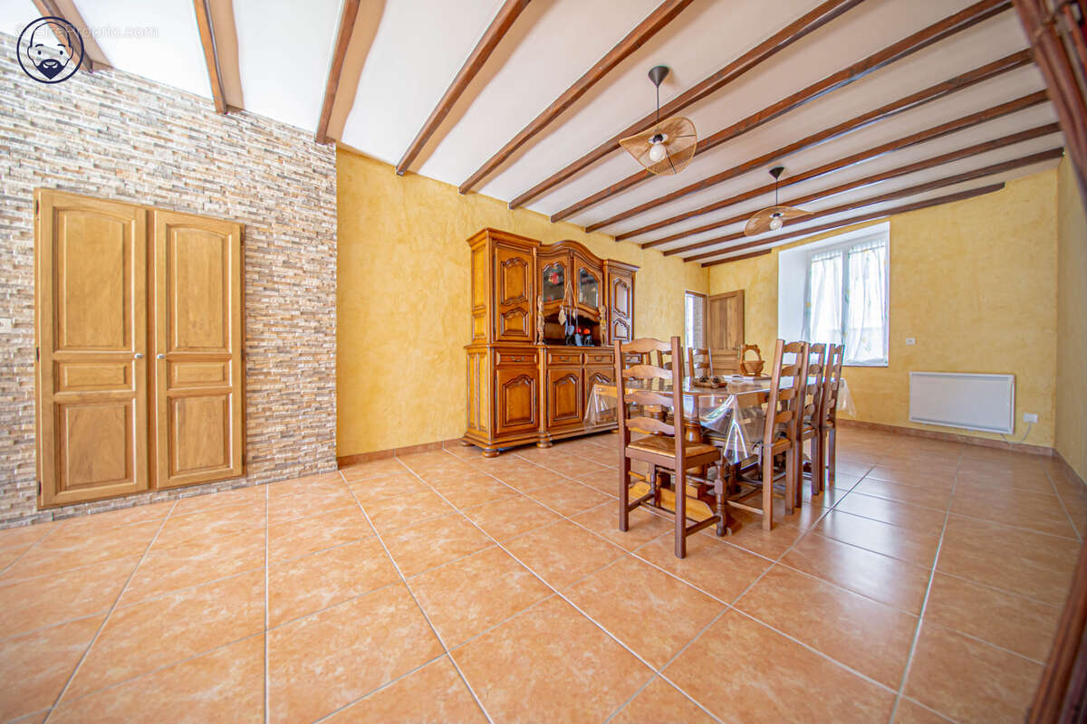 Grande maison de village totalement rénovée - photo 4