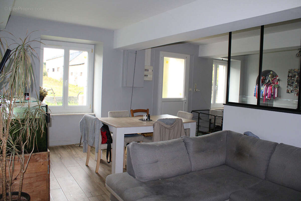 Maison à LA GUERCHE-DE-BRETAGNE