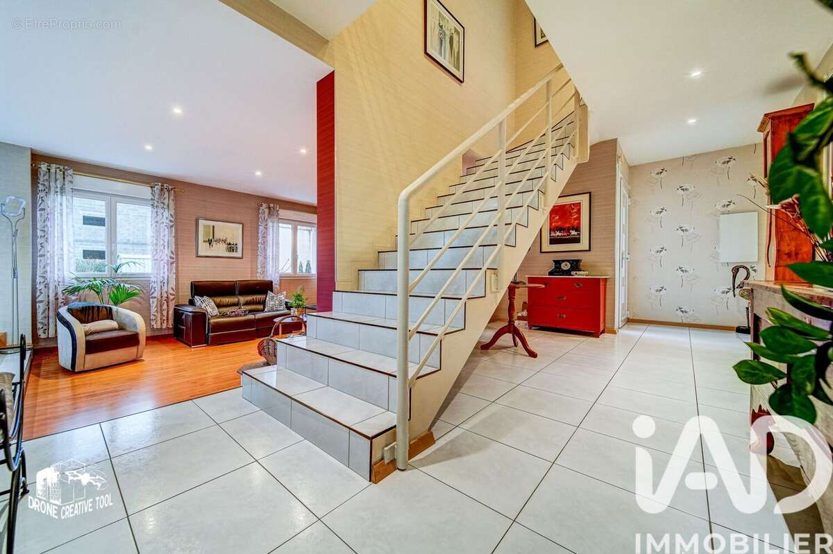 Photo 4 - Maison à MARLY