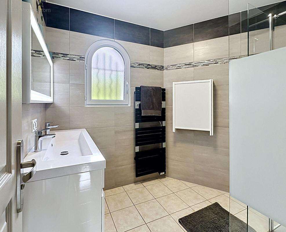 Villa provencale  a carces - 4 chambres possibilite studio independant, piscine - photo 5