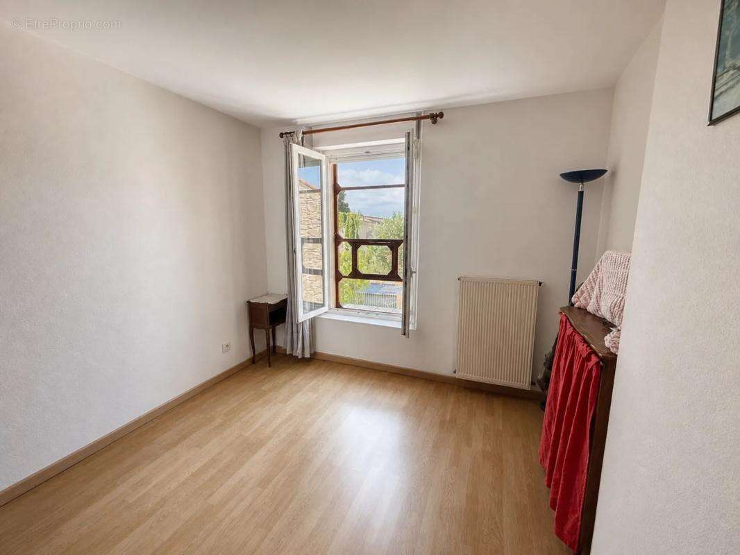 Maison de 4 pièces de 130 m² à Sainte-Eulalie - photo 20