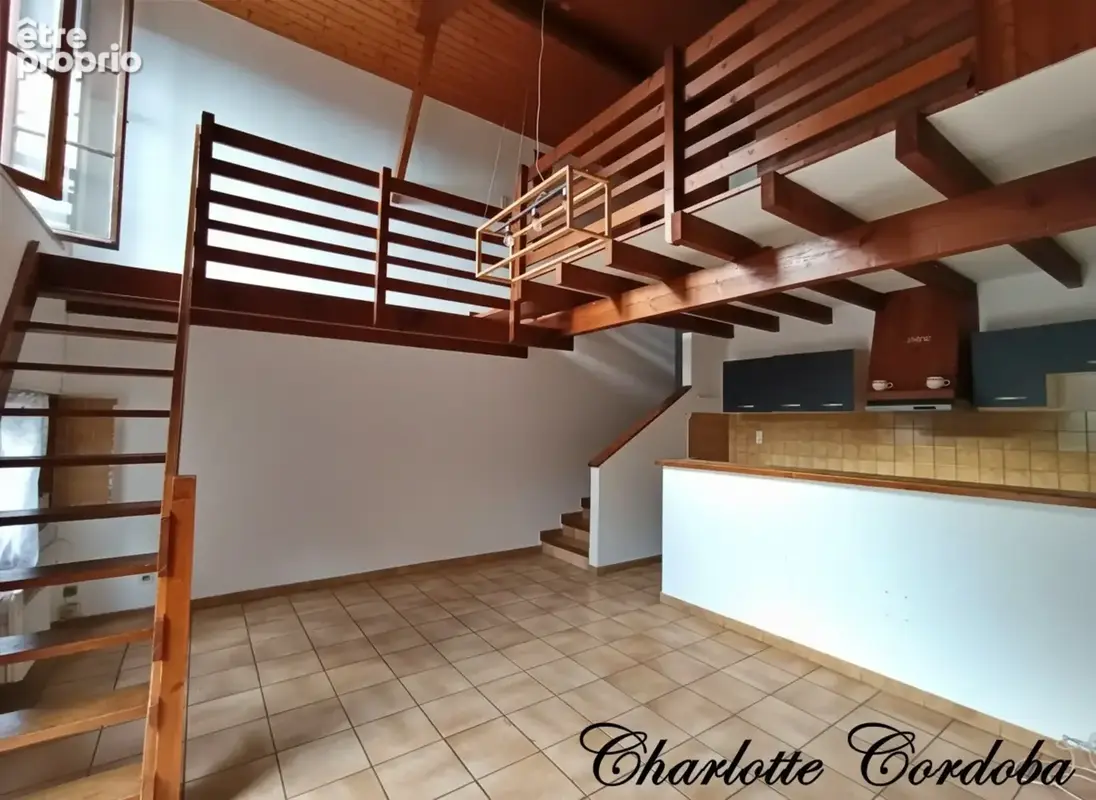 Maison de charme à 50 m du Lot avec mezzanine et terrasse - photo 2