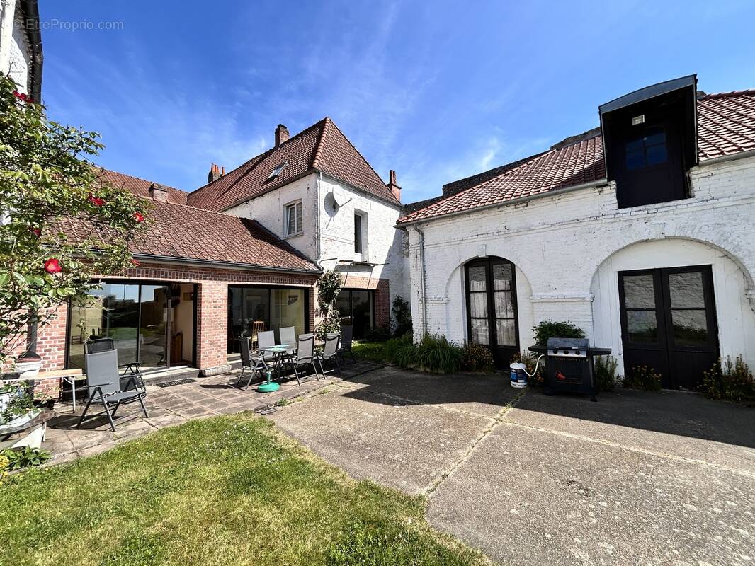 Maison à AIRE-SUR-LA-LYS