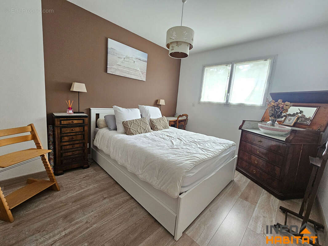 Maison Contemporaine située à La Mézière - photo 8