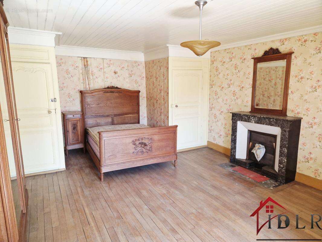 Maison à TERRE-NATALE