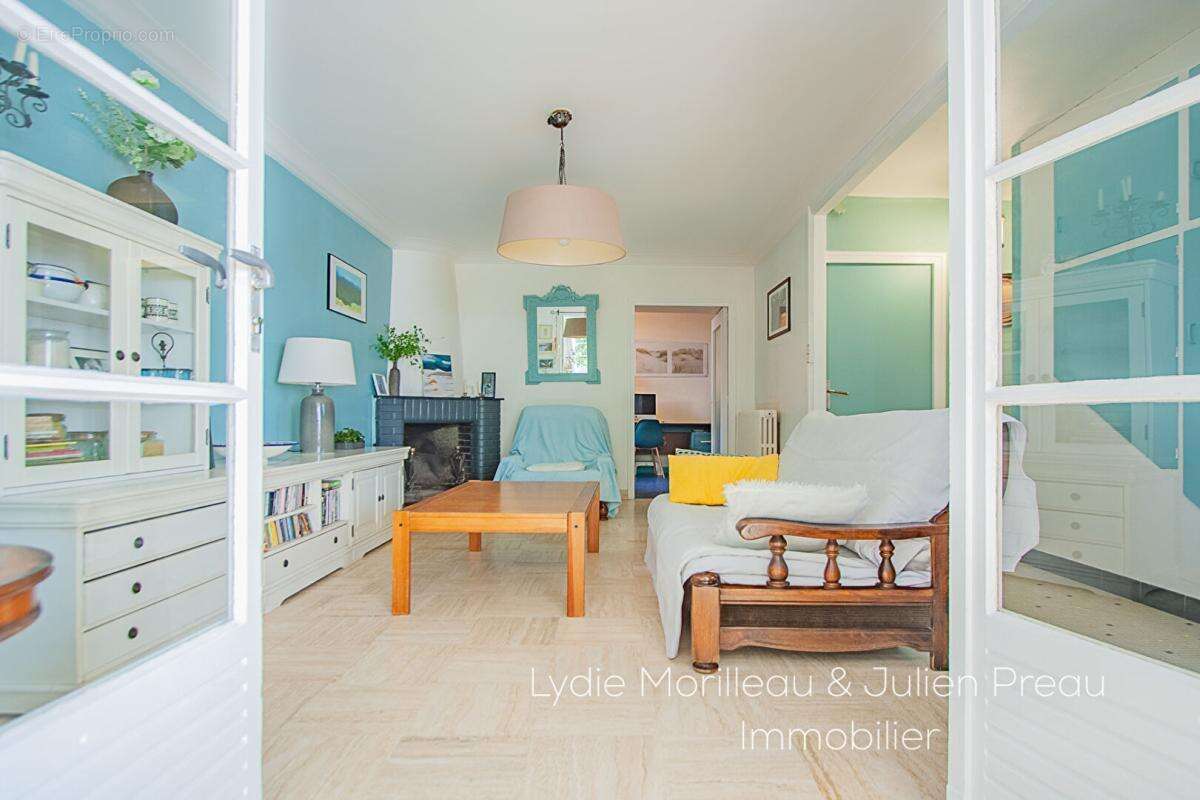 Maison à rénover avec jardin - photo 9