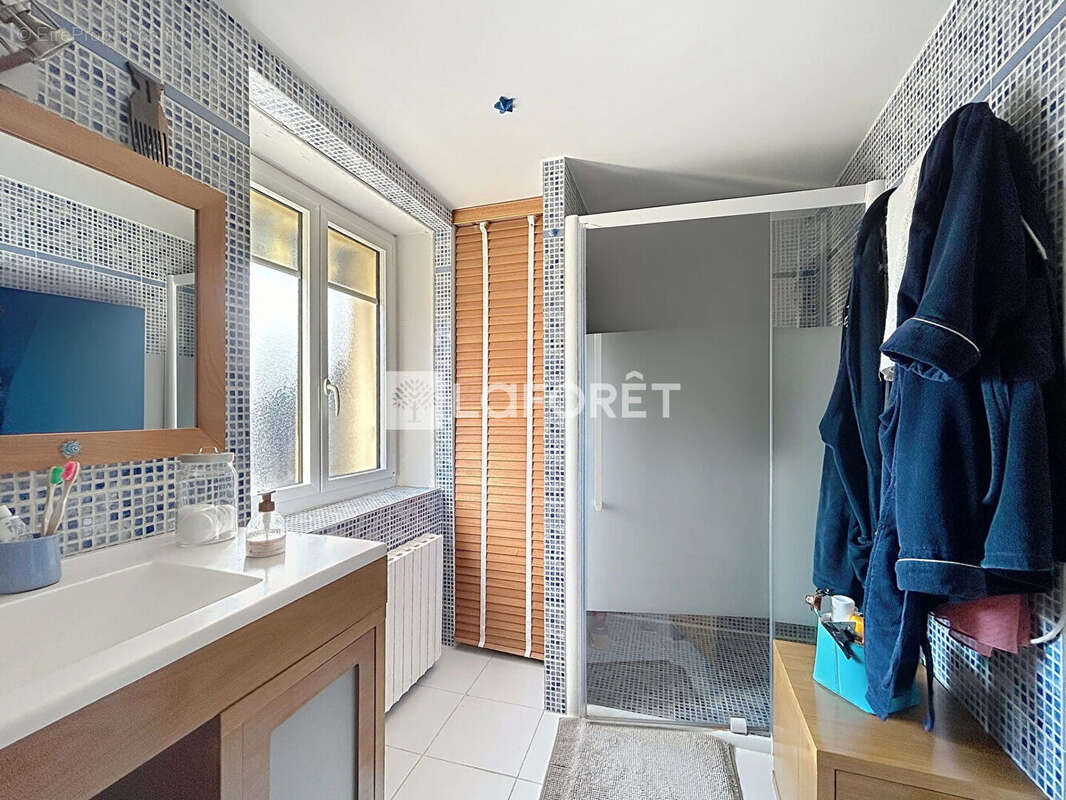 Maison à SAINT-MARCEL