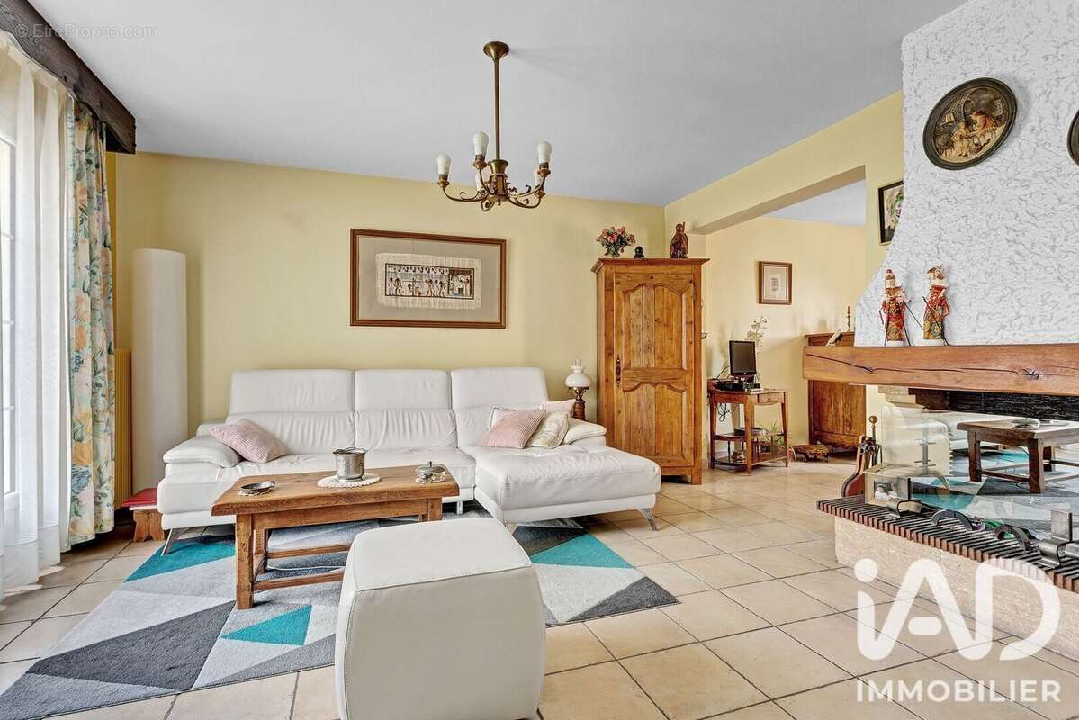 Maison 146 m² à Savigny-Sur-Orge  - photo 9