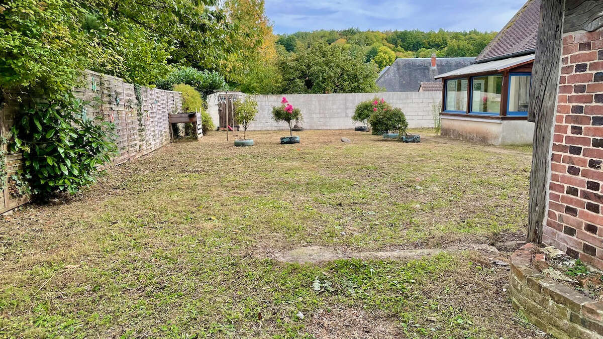 Maison à LA FERRIERE-SUR-RISLE