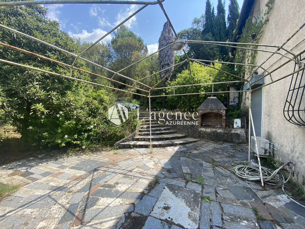 Maison à CONTES