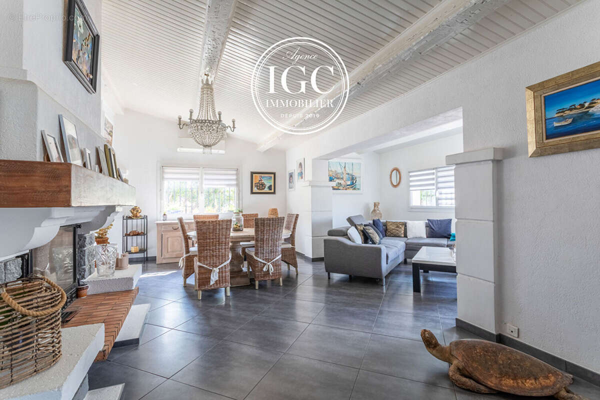 Maison à CARRY-LE-ROUET