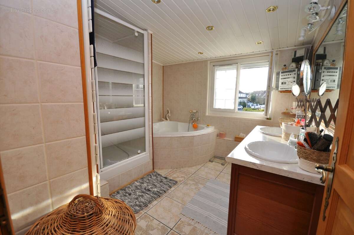 Maison à BOISSY-SOUS-SAINT-YON