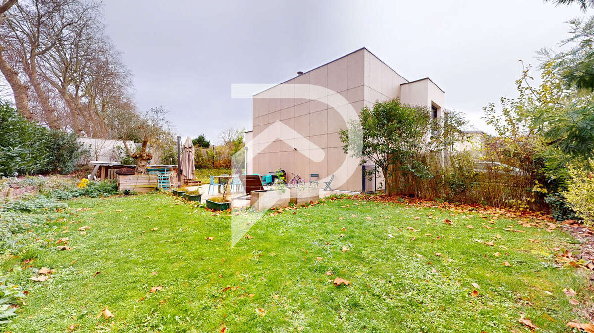 Maison à LOUVECIENNES