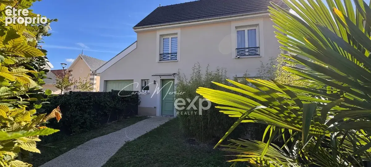 Maison à LA QUEUE-LES-YVELINES
