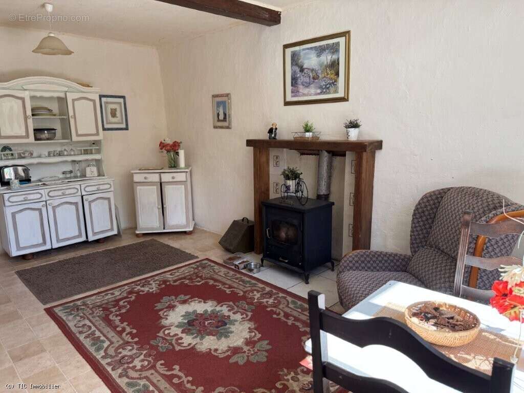 Maison à RUFFEC