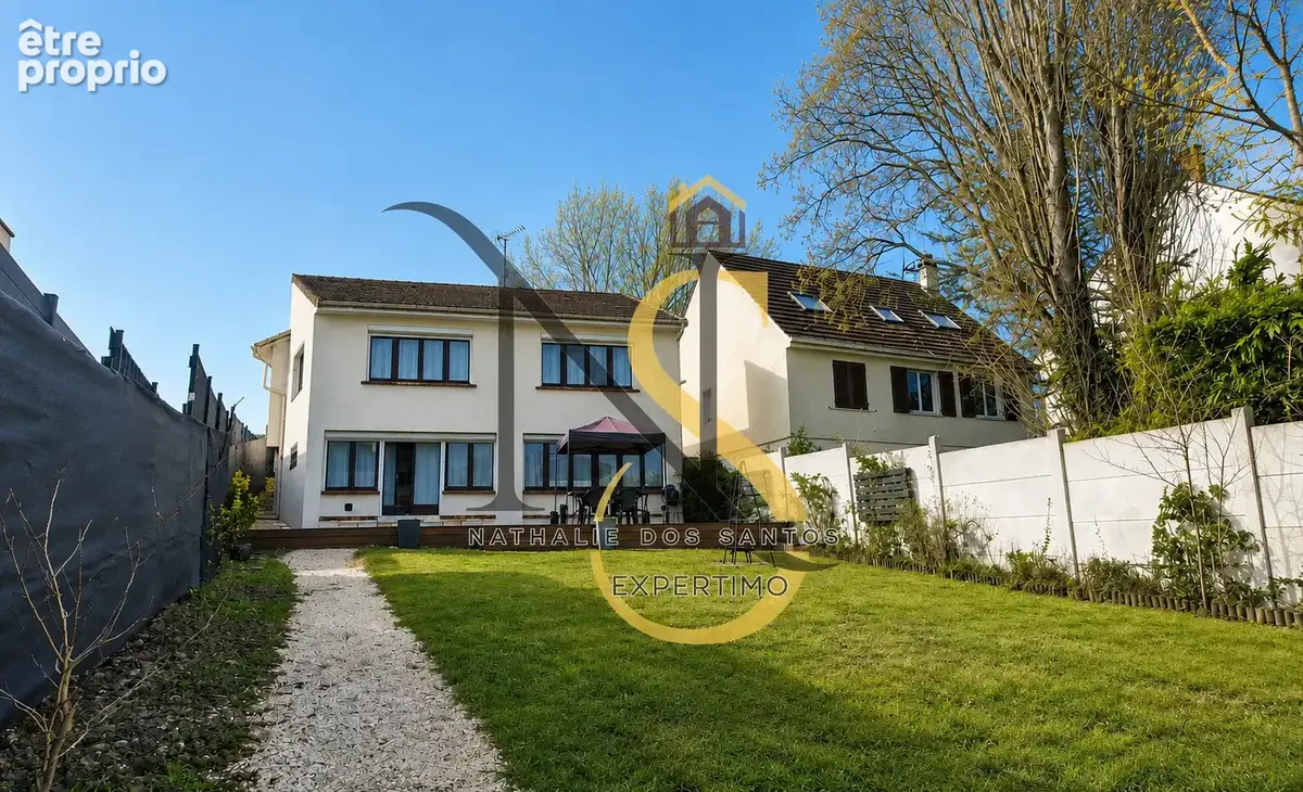 Maison à LINAS