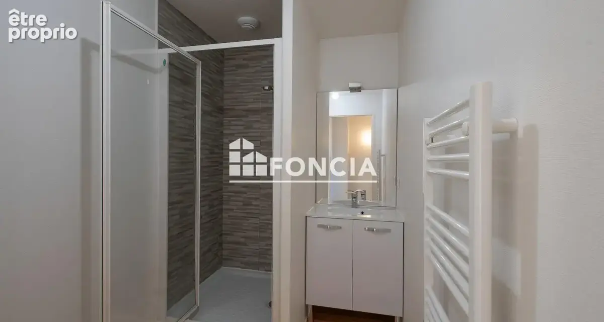 Maison 3 chambres et garage secteur calme proche super U - photo 8