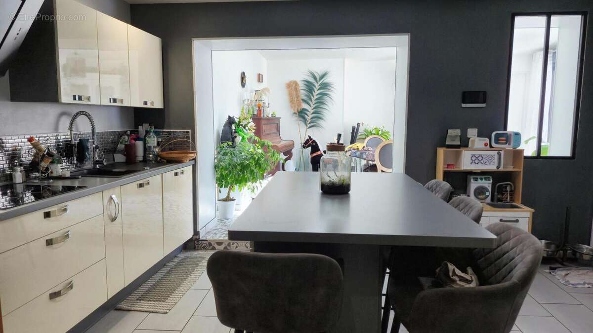 Photo 4 - Maison à OISSEL