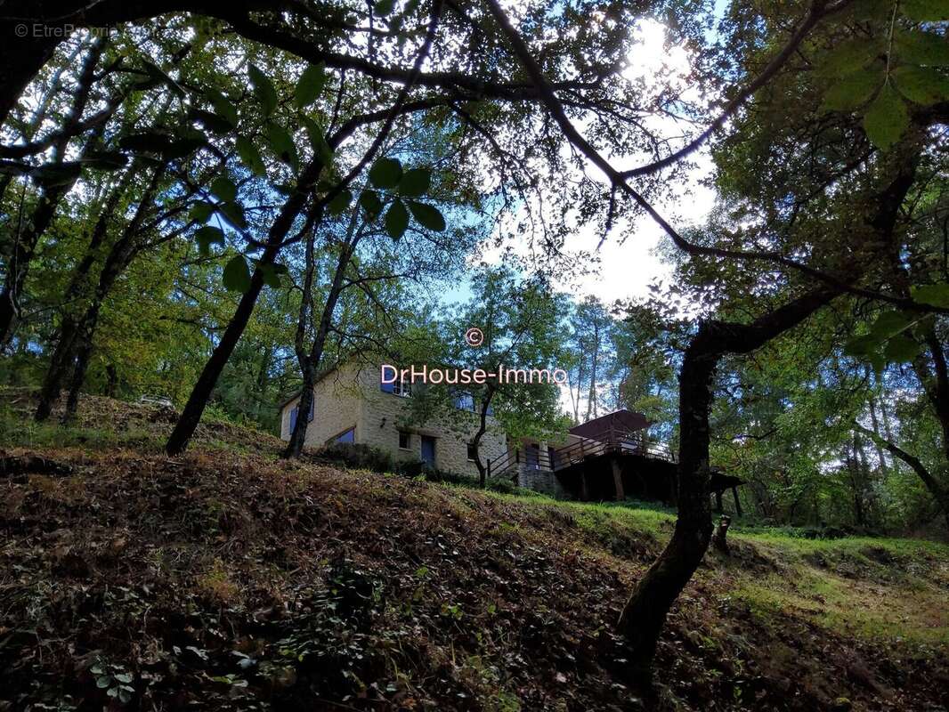 Maison à MOLIERES-SUR-CEZE