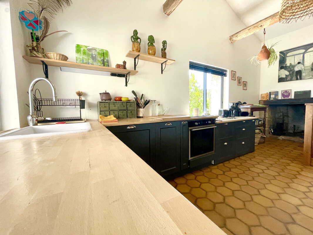 Maison à SAINT-JEAN-DE-LA-BLAQUIERE