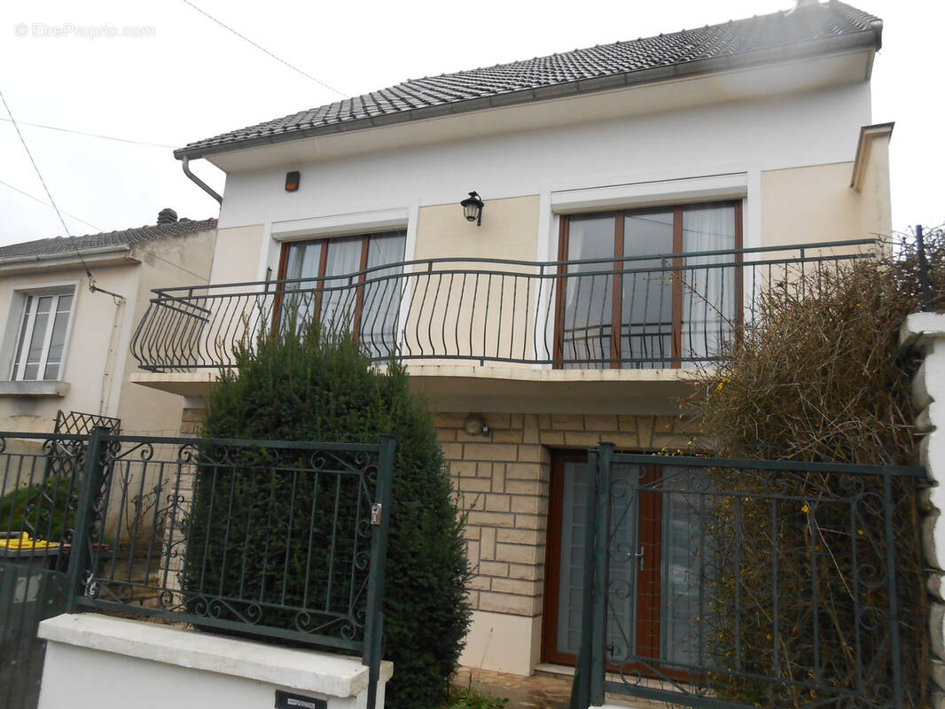 Maison à ORMESSON-SUR-MARNE