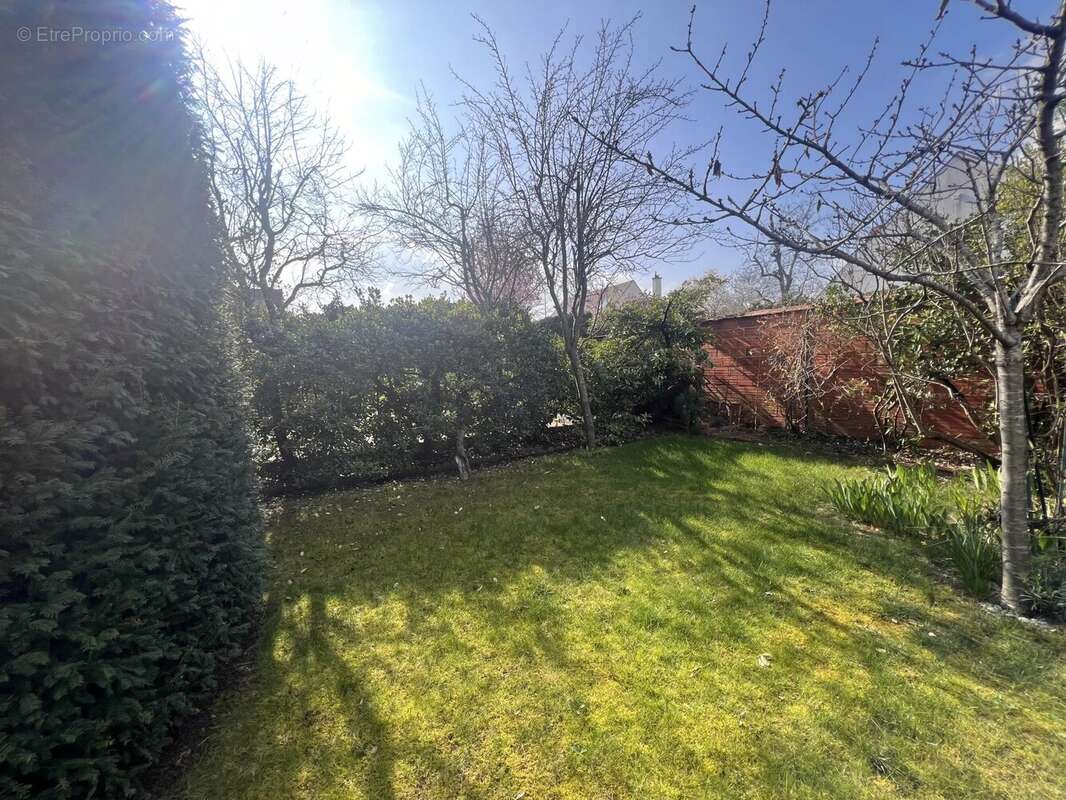 Maison à CROISSY-SUR-SEINE