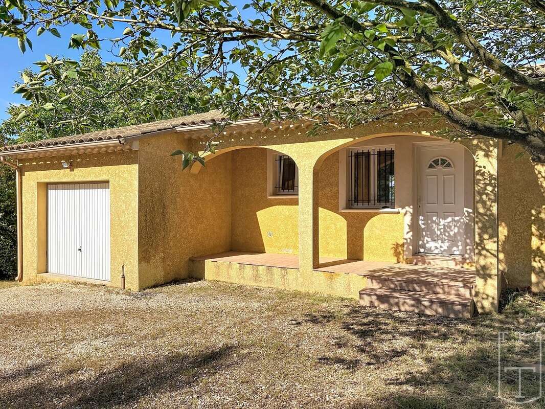 Maison à BARJAC