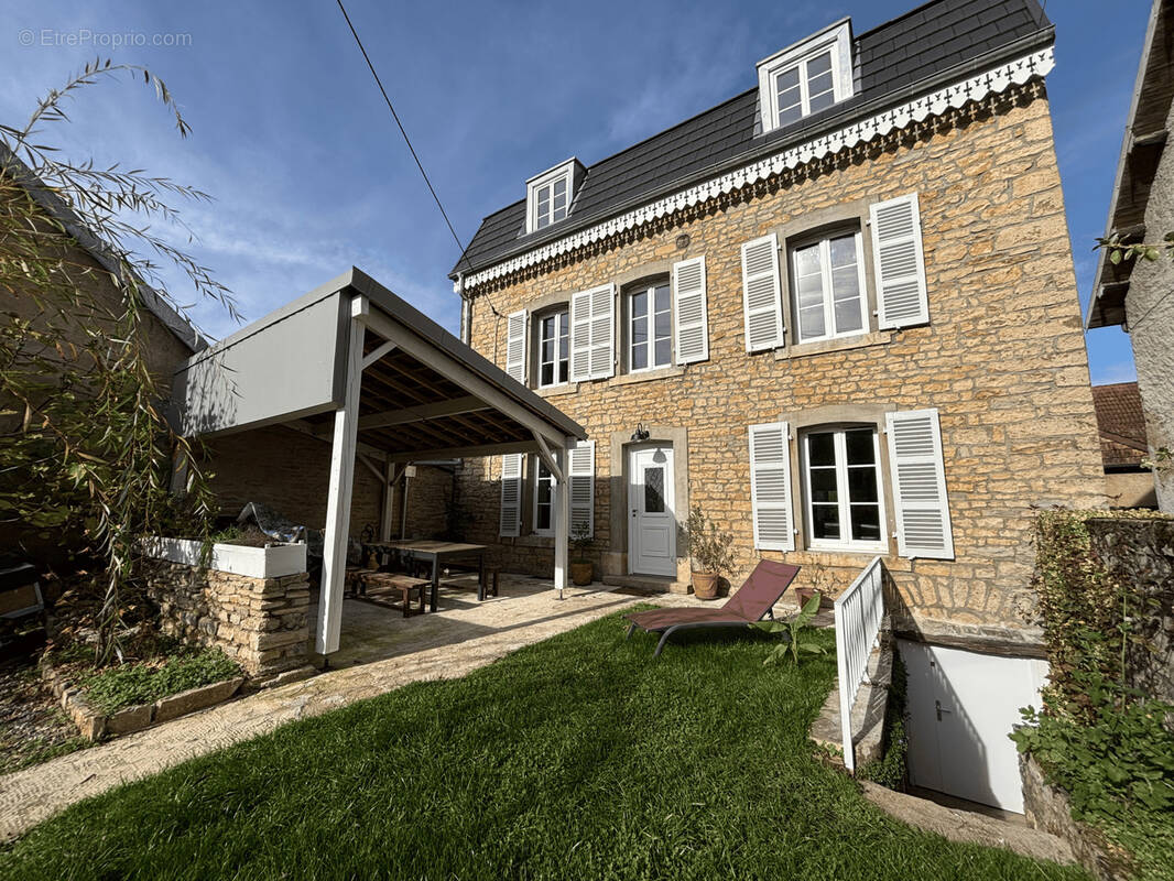 Maison à CHAUDEFONTAINE