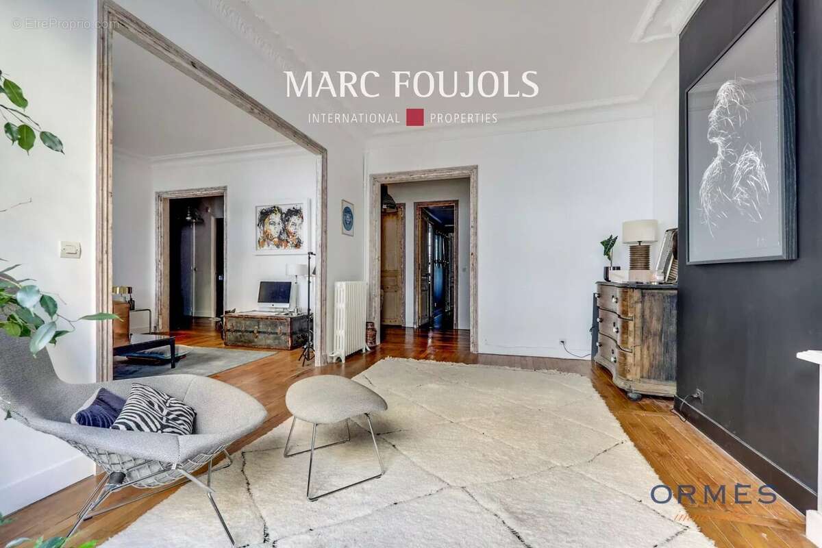 Appartement à PARIS-15E