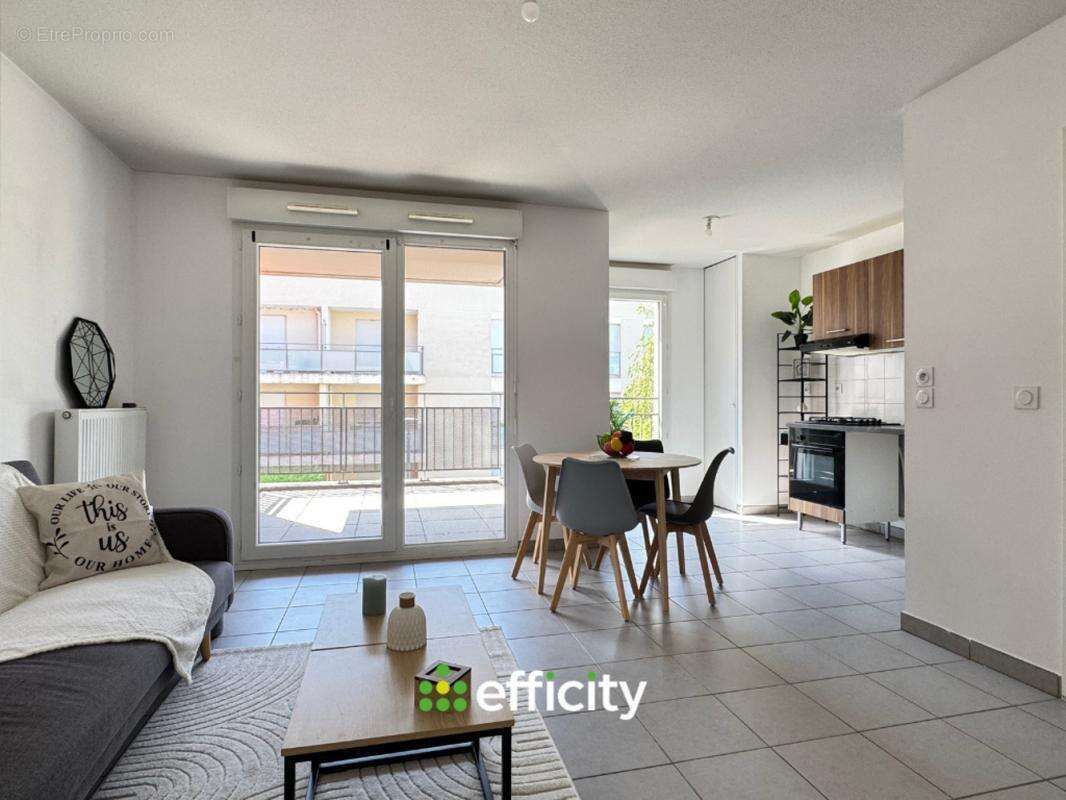 Appartement à OULLINS