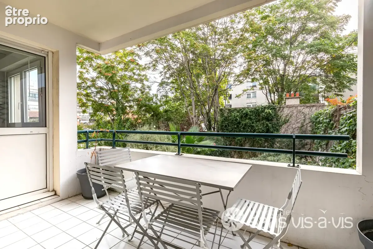 Magnifique 2P de 51m2 avec terrasse - parking - cave - photo 2