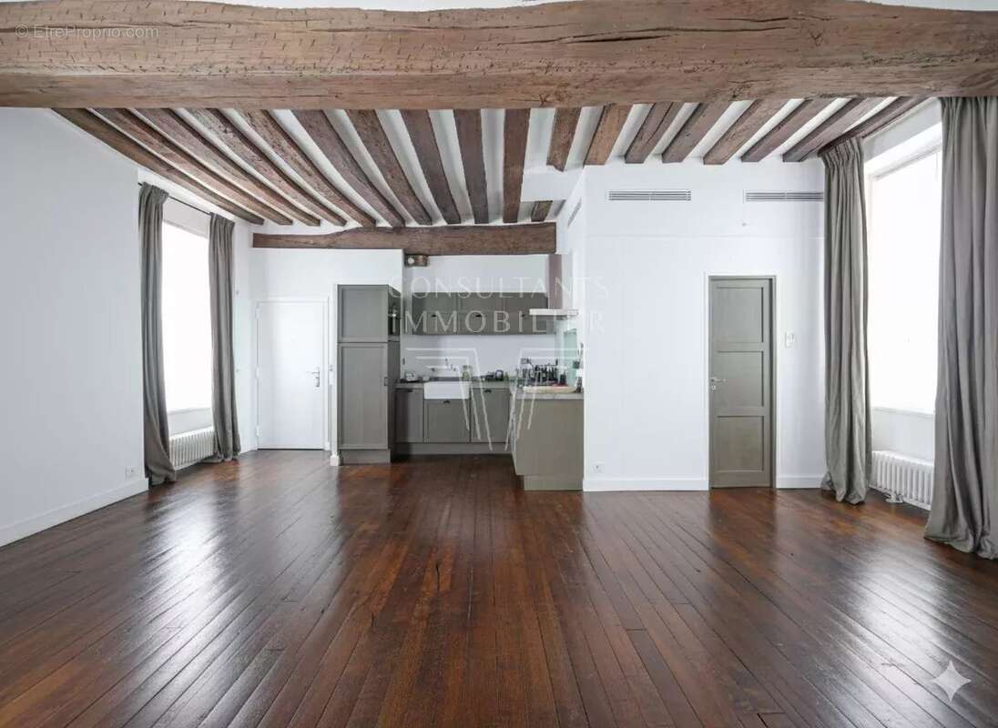 Appartement à PARIS-6E