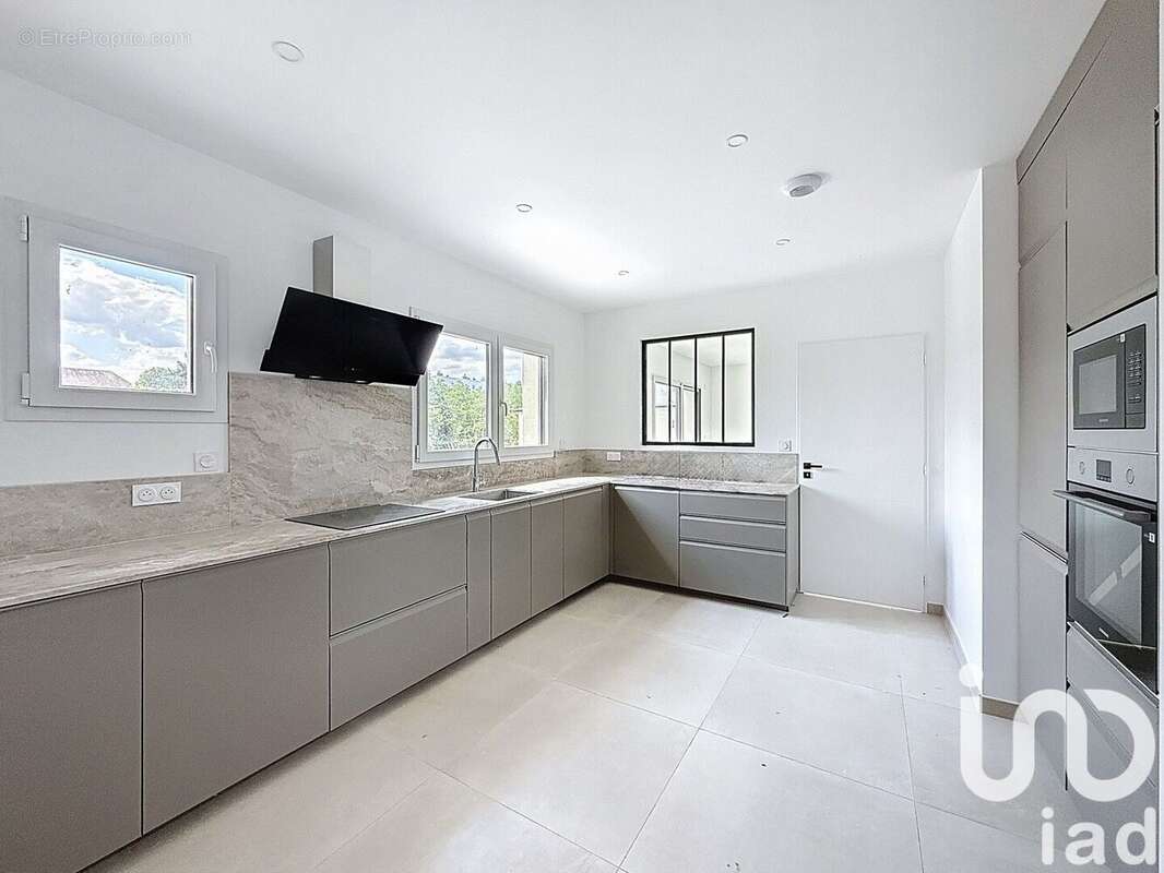 Photo 6 - Maison à MAGENTA