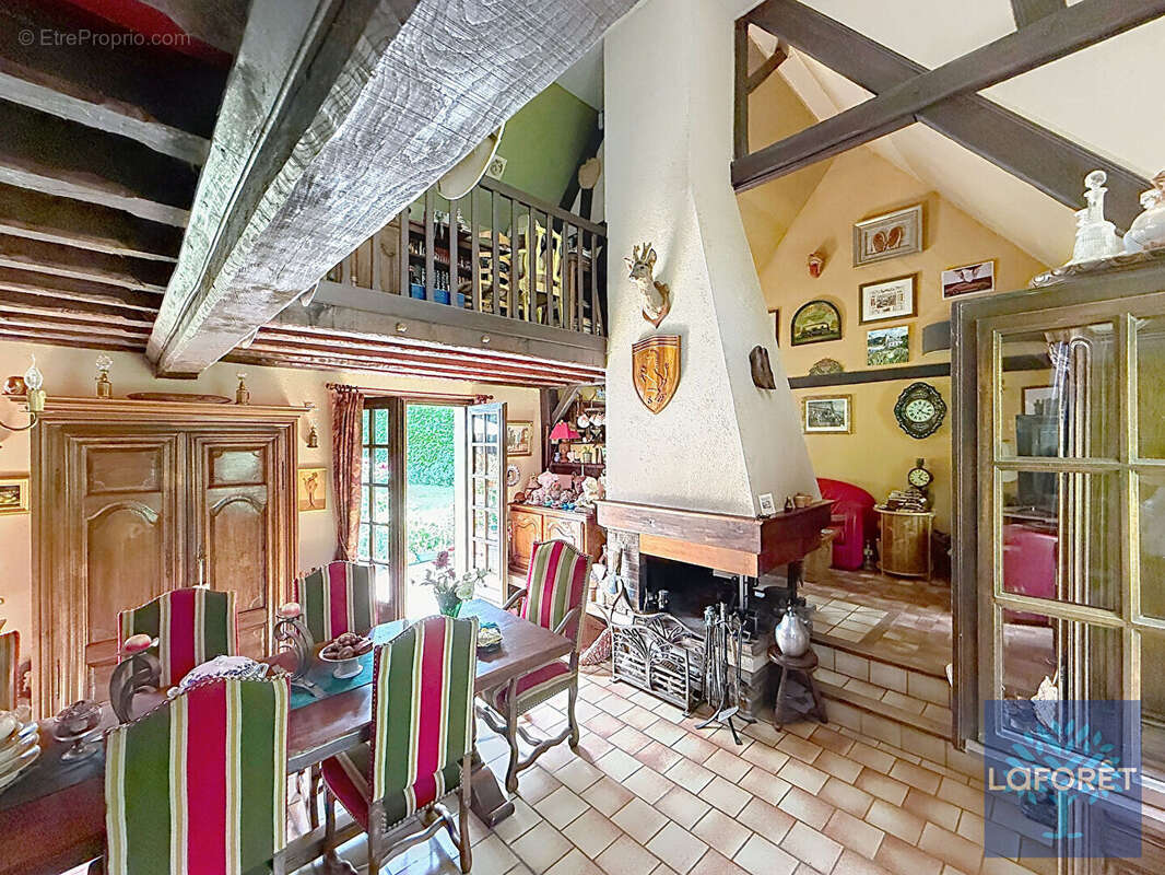 Maison à BERNAY