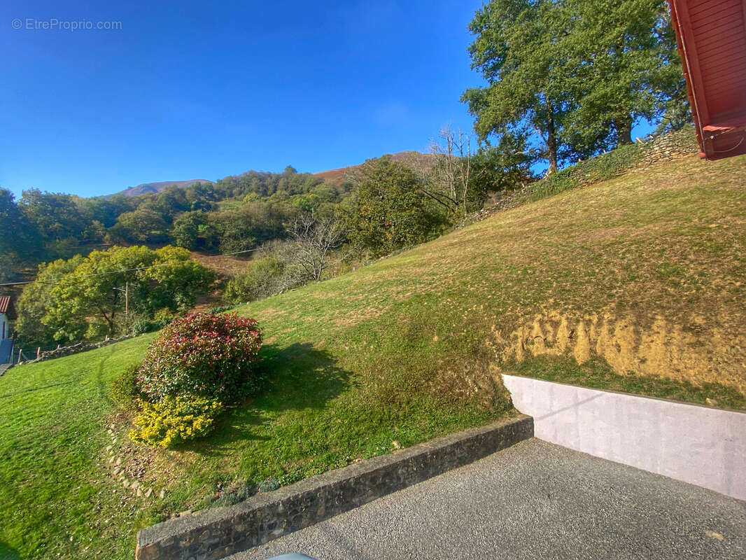 Maison à SAINT-ETIENNE-DE-BAIGORRY