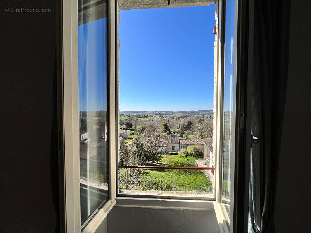 Maison à MONFLANQUIN