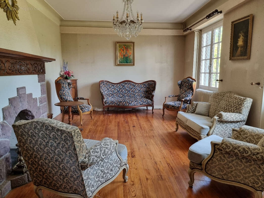 Maison à SAINT-PALAIS