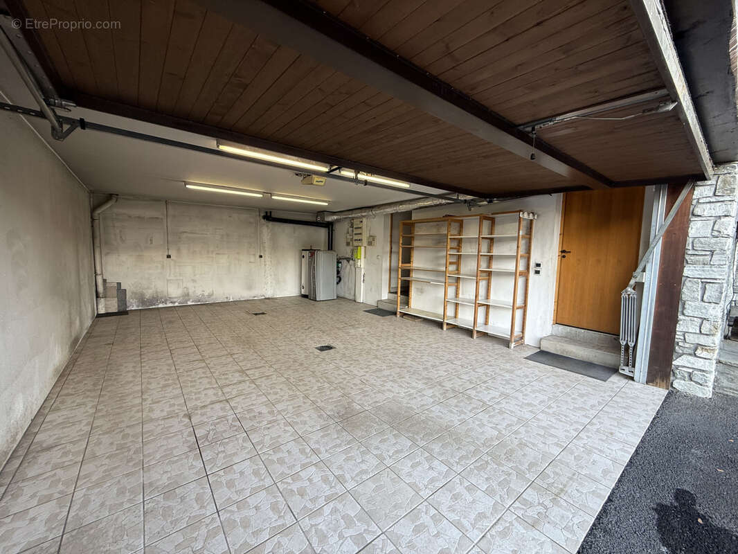 Maison à LA PERRIERE