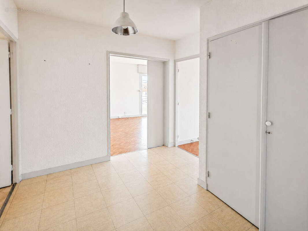 Appartement 84 m² à Issoire  - photo 9