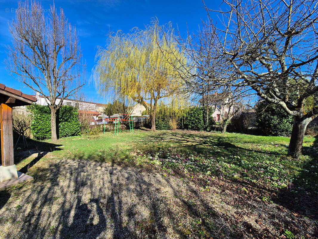 Maison à BOURG-EN-BRESSE