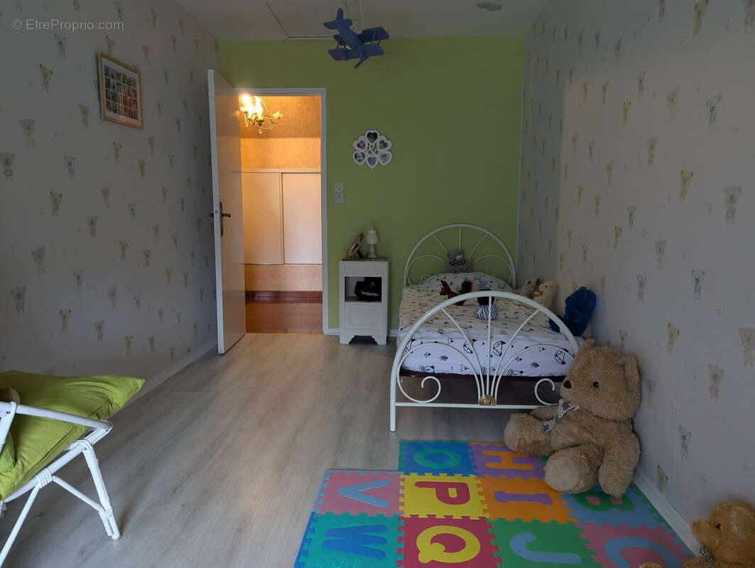 Maison à CHASSIGNOLLES